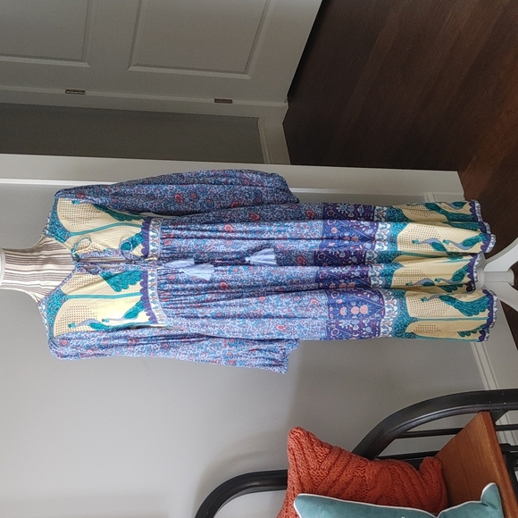 R. Vivimos Dresses & Skirts - R. Vivimos Floral/Peacock Midi Dress